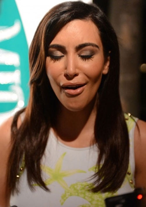 Ngã ngửa với nụ cười méo mó của sao Á Âu - 10