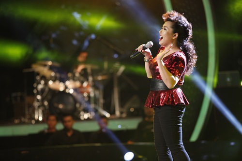 Mỹ Tâm "quá khích" vì thí sinh Vietnam Idol - 3