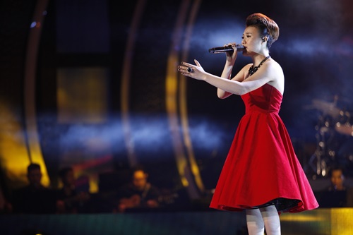 Mỹ Tâm "quá khích" vì thí sinh Vietnam Idol - 9