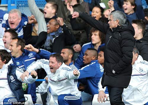 Chelsea: Đáng sợ kiểu Mourinho - 2