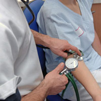 Sức khỏe đời sống - Giảm chút huyết áp, hại gì ai?