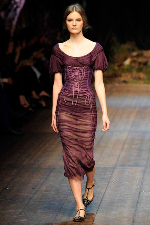 Lạc vào khu rừng cổ tích của Dolce&Gabbana - 10