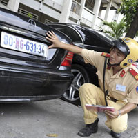 Ô tô - Xe máy - Sắp tiêu hủy xe biển ngoại giao không sang tên