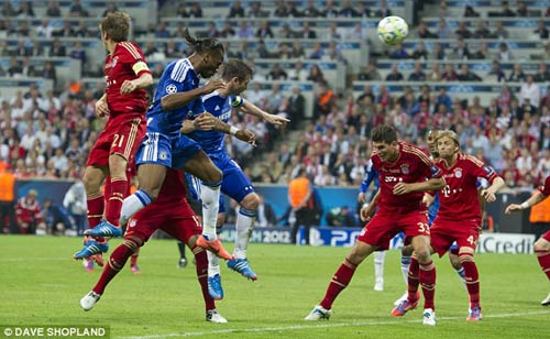 Mourinho - Drogba: “Cha con” đối địch - 2