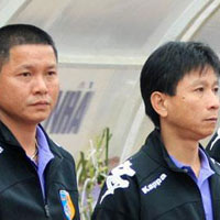 Bóng đá - Trợ lý HLV Hà Nội.T&amp;T liên tục bị phạt nặng