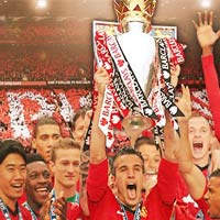 Bóng đá - Huyền thoại MU cùng cúp NHA đến VN