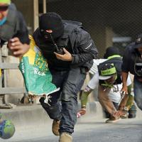 Tin tức trong ngày - Thái Lan: Súng nổ thành chuyện cơm bữa