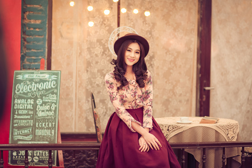 Kim Dung khoe vai trần trễ nải - 12