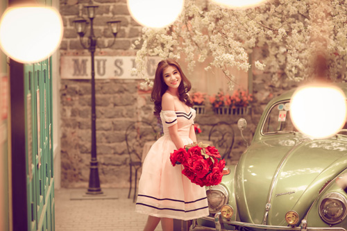 Kim Dung khoe vai trần trễ nải - 3