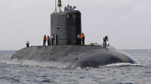 Ấn Độ: Tàu ngầm Kilo ngập khói, 2 người mất tích - 1