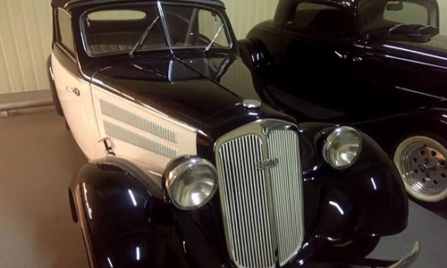 “Choáng”: Tổng thống Ukraina sở hữu 70 chiếc xe “độc” - 3