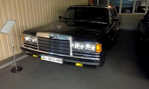 “Choáng”: Tổng thống Ukraina sở hữu 70 chiếc xe “độc” - 7