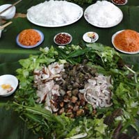 Ẩm thực - Mộc mạc mâm cỗ lá