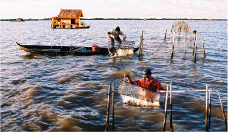 “Vua đầm” làm du lịch - 2