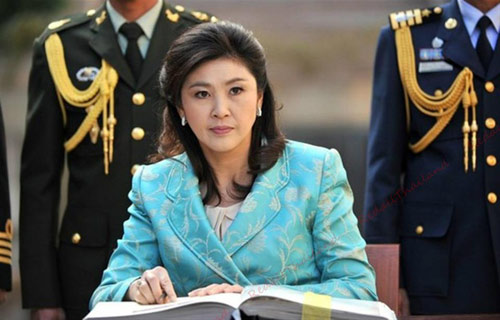 Thái Lan: Tống đạt quyết định khởi tố thủ tướng - 1