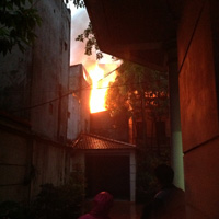 Tin tức trong ngày - Hà Nội: Dãy nhà trọ bốc cháy dữ dội