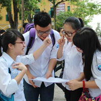 Tin tức trong ngày - Trường THPT đầu tiên 100% HS không thi Sử