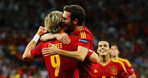Torres và Mata bị loại khỏi ĐT Tây Ban Nha - 1