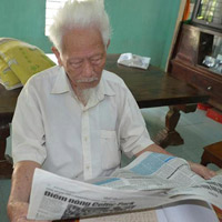 Tin tức trong ngày - Cụ ông có 12 con, gần 100 cháu ở làng trường thọ