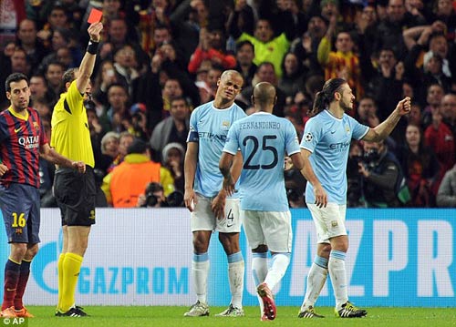 Man City: Bàn đạp tới “cú ăn ba” - 2