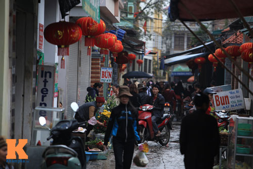 Đèn lồng "lạ" vẫn "đỏ phố, đỏ làng" ở Hà Nội - 7