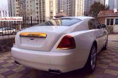 Rolls-Royce Wraith mạ vàng độc đáo - 2