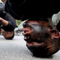 Ảnh ấn tượng: Cảnh sát Thái tập luyện chống khủng bố
