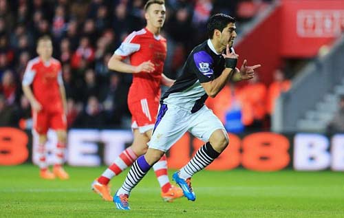 Southampton - Liverpool: Bay vào top 2 - 1