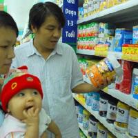 Thị trường - Tiêu dùng - Chủ tịch MTTQ đề nghị xem xét việc giá sữa tăng