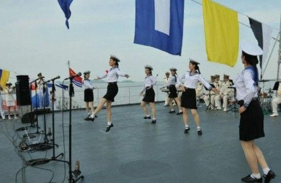 Xinh như mộng dàn nhạc nữ hải quân Triều Tiên - 4