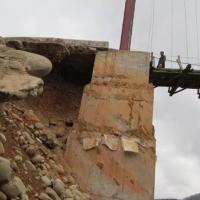 Tin tức trong ngày - Cây cầu treo "treo" tính mạng hàng trăm người ở Quảng Ninh