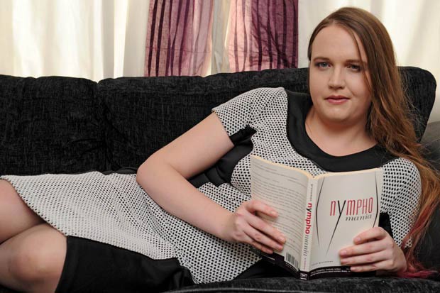 Oái oăm cô gái “lên đỉnh” với 300 người - 4