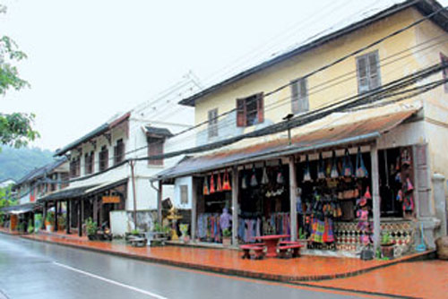 Dạo phố cổ ở Luang Prabang - 10