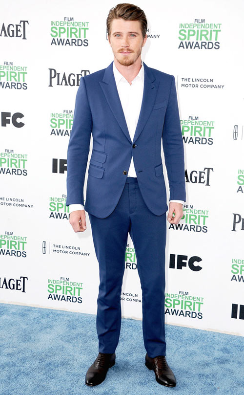 Đôi chân Angelina Jolie lại thành tâm điểm - 5