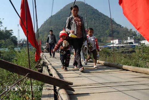 Hội chứng sợ cầu treo ở Lai Châu - 7