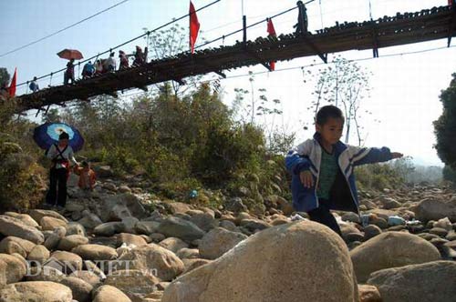 Hội chứng sợ cầu treo ở Lai Châu - 5