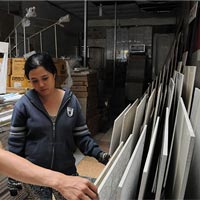 Thị trường - Tiêu dùng - Ngành Vật liệu xây dựng: Đánh vật với hàng TQ