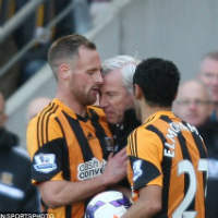 Bóng đá - HLV NHA dùng "thiết đầu công" với cầu thủ