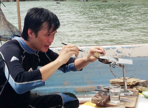 “Đột nhập” xưởng chế tác ngọc trai ở Sài Gòn - 3