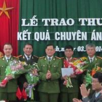 Pháp luật - Kẻ buôn ma túy tông thẳng xe vào Phó trưởng CA TP Vinh
