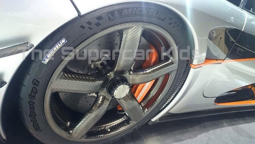 Koenigsegg One:1 đã có mặt tại Geneva kèm giá khủng - 13
