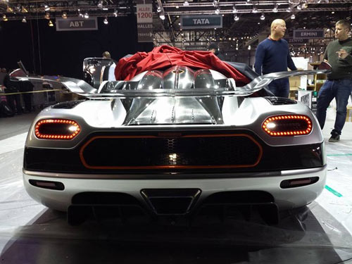 Koenigsegg One:1 đã có mặt tại Geneva kèm giá khủng - 8
