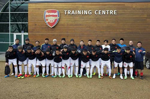 U19 VN háo hức đối đầu U19 Arsenal - 1
