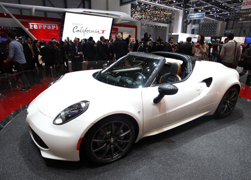 Alfa Romeo 4C Spyder bảnh chọe tại Geneva - 3