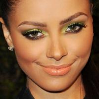 Bí quyết làm đẹp - Rạng ngời với đôi mắt ánh vàng