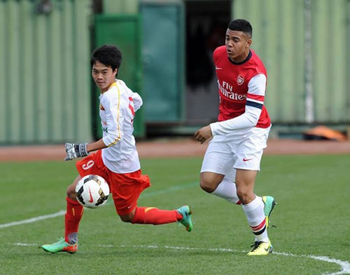 'U19 Việt Nam đá V.League sẽ bị chém gãy chân' - 1