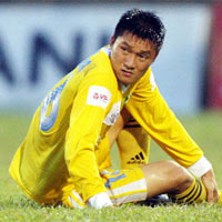 Bóng đá - "Dọa" giải nghệ, Đình Đồng khó được giảm án