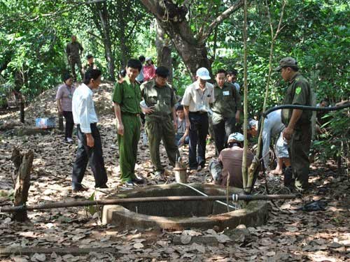 Vợ bí thư xã đốt xác: Thêm một vụ "Cát Tường" - 2