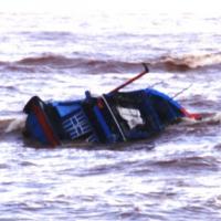 Tin tức trong ngày - Cứu 17 thuyền viên trên con tàu đang chìm dần