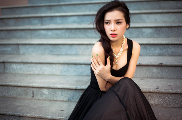Phương Trinh Jolie đầy cám dỗ với áo quây - 12